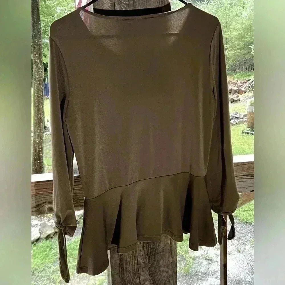 Banana Republic Womens Green Tie Cuff 3/4 Sleeve Peplum Blouse Womens Sz S